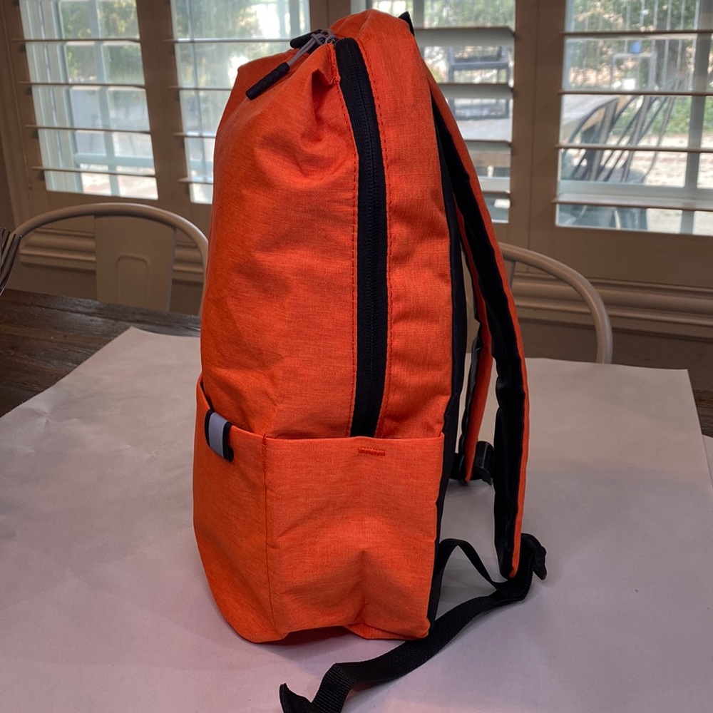 Small & Simple Very Lightweight Backpack Bag for Student & Commuter - Picture 4 of 11